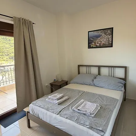 Summer House With The View Of Athos Apartmán *