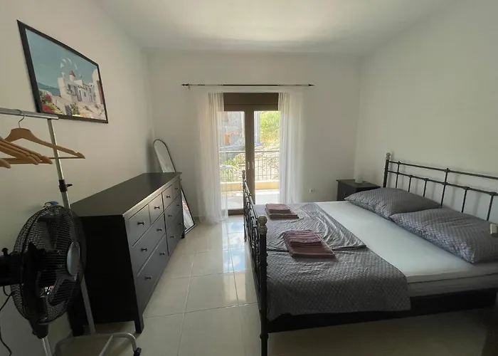 Summer House With The View Of Athos Apartament Sykia