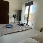 Summer House With The View Of Athos Apartman